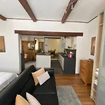 Mit Sauna Im Wienerwald - *