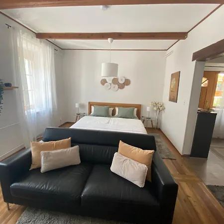 Mit Sauna Im Wienerwald - Apartment *