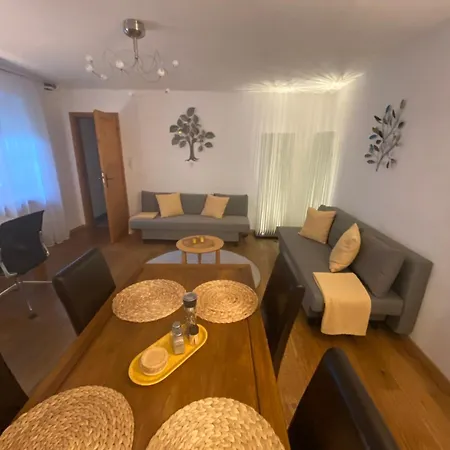 Apartamento Mit Sauna Im Wienerwald - *