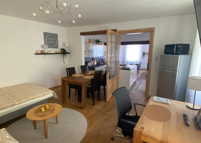 Mit Sauna Im Wienerwald - * 뫼들링